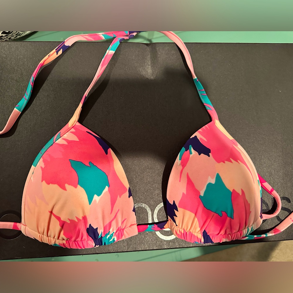 Aerie Swim bikini top bathing suit triangle top w tie strings &padding Small